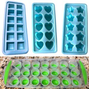 4-Piece Collection of Easy-Remove Ice Cube Trays / Candy Molds